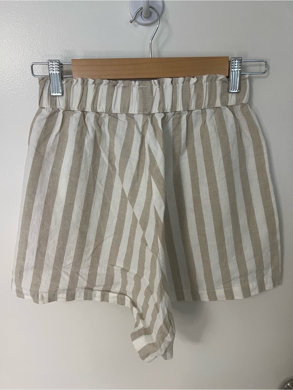Rylee + Cru Beige & White Striped Linen Button-Up Matching Set Coastal Resort - Picture 6 of 9